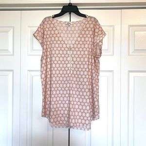 Express Silky cap Sleeve Zippered Top (L)